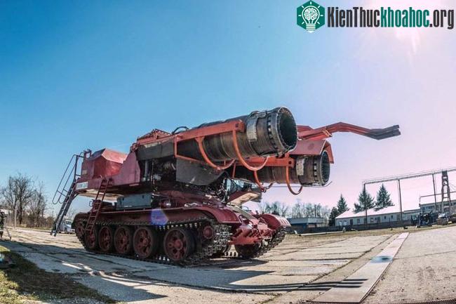Xe tăng khí động học T-55 Progrev-T