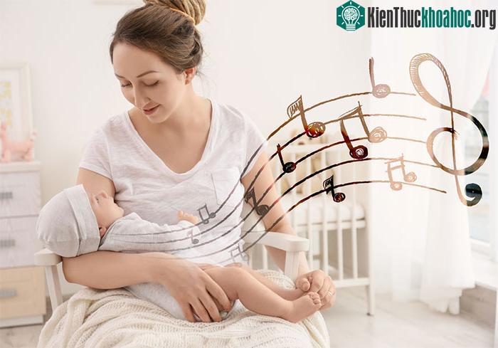 Vì sao hát ru giúp trẻ dễ ngủ hơn? ảnh 0