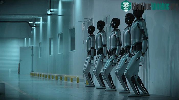 Robot hình người MagicBot sử dụng ở nhà máy có thể xoay tự do 42 độ.&nbsp;