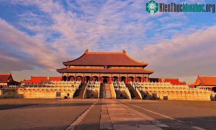 Tử Cấm Thành là công trình nổi tiếng bậc nhất tại đất nước tỷ dân.