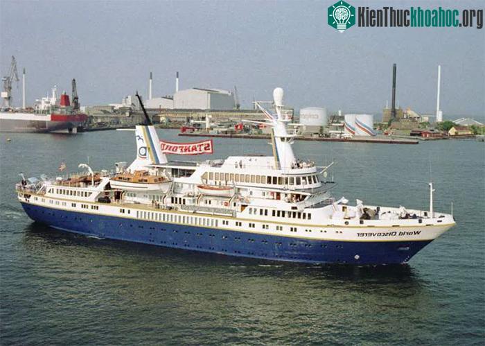 Tàu World Discovery được xây dựng như một con tàu du lịch
