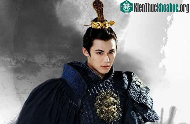 Tương truyền Lan Lăng Vương phải đeo mặt nạ để kẻ địch không thấy gương mặt thanh tú của mình