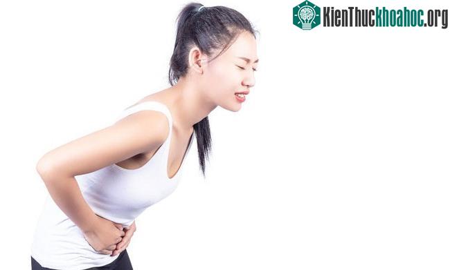 Tâm lý căng thẳng thường xuyên cũng có thể khiến bị chướng bụng đầy hơi. (Ảnh minh họa)