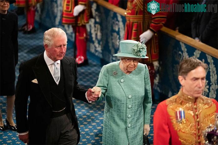 Lịch trình làm việc dày đặc khiến Vua Charles III chỉ ăn bữa sáng và bỏ bữa trưa.