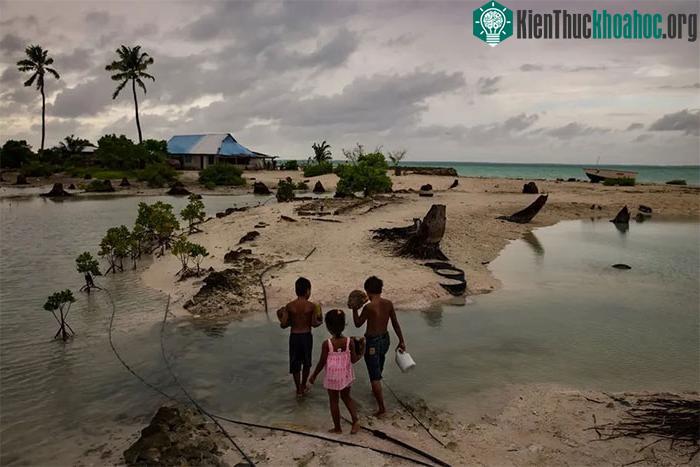 Kiribati là một trong số các quốc gia Thái Bình Dương đã đơn phương dời ngày.