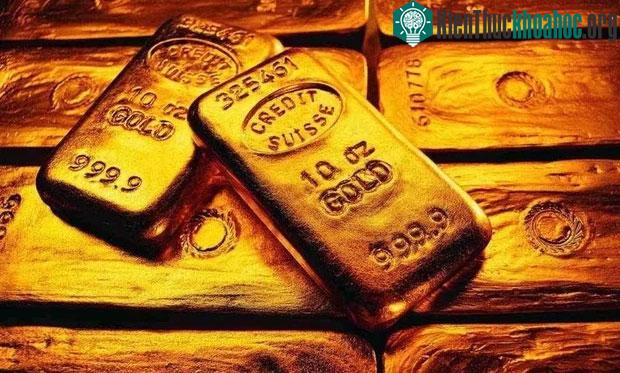 Hồ Baikal cực kỳ sâu, không ai nguyện ý tiến hành trục vớt kho báu ở đây cũng là điều dễ hiểu.