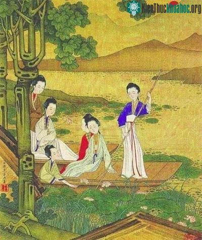 Hè tháng Sáu, hái sen trong ao, chèo thuyền trên hồ