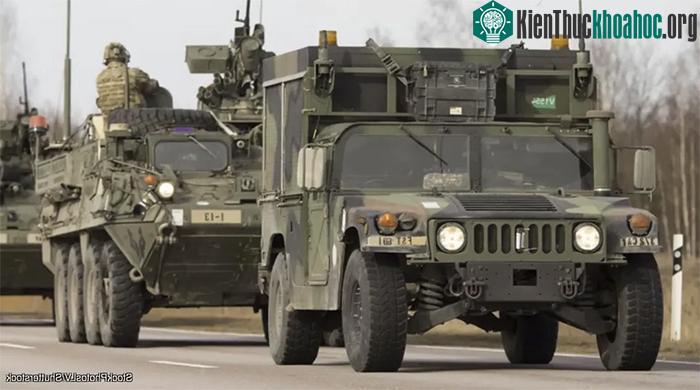 Tại &nbsp;Mỹ, nhiều sở cảnh sát địa phương sử dụng Humvee trong các hoạt động thường ngày. &nbsp;