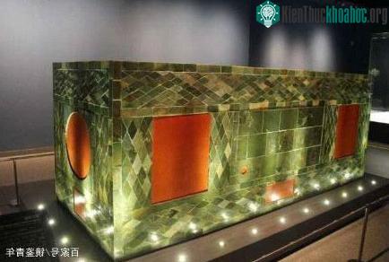 Ngoài 2 hình thức trên, người xưa còn bồi táng bằng ngọc quan.