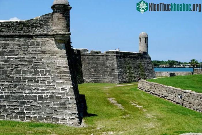 Castillo de San Marcos - Pháo đài "nuốt đạn đại bác" đặc biệt ở Mỹ ảnh 3