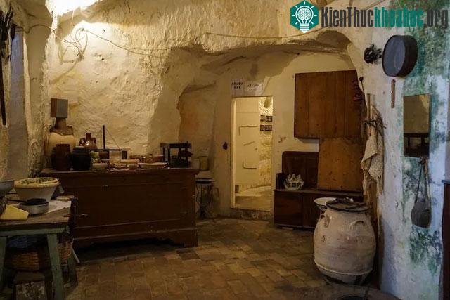 Lạc lối trong thành phố cổ kỳ lạ 9.000 năm tuổi ở Italy và độc nhất vô nhị trên thế giới ảnh 9