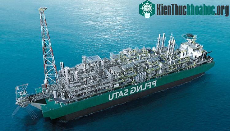Tàu sản xuất khí tự nhiên hóa lỏng PFLNG SATU. (Ảnh: BBC).