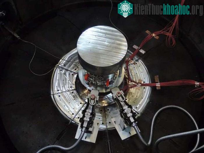 Đây là một trong những chiếc máy có nguồn bức xạ mạnh nhất trên thế giới.
