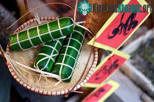Lý giải vui: Vì sao bánh chưng lại ăn với dưa hành?