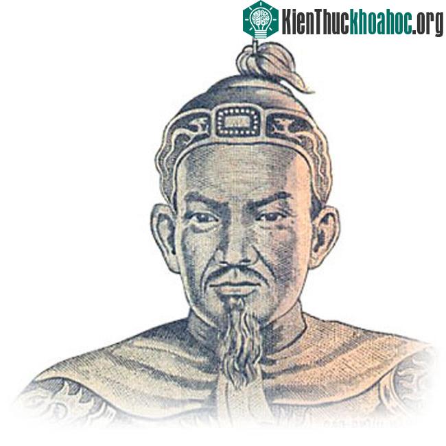 Hưng Đạo Đại Vương - Trần Quốc Tuấn.