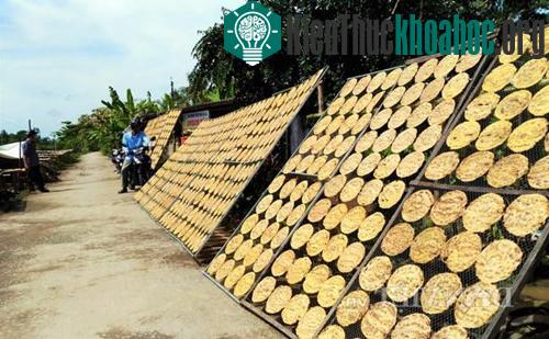 Không ai biết nghề này có từ bao giờ, chỉ biết nơi đây là nghề cha truyền con nối, đã được mấy đời.