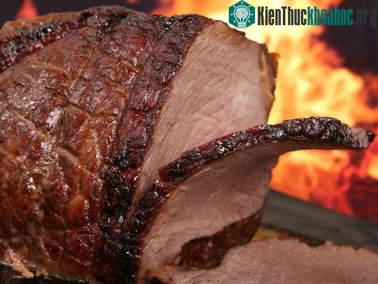 Thịt bò ướp với bia rất ngon và mềm.