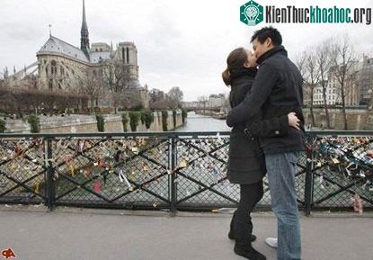 10 truyền thống đặc biệt trong ngày lễ tình nhân trên Thế giới