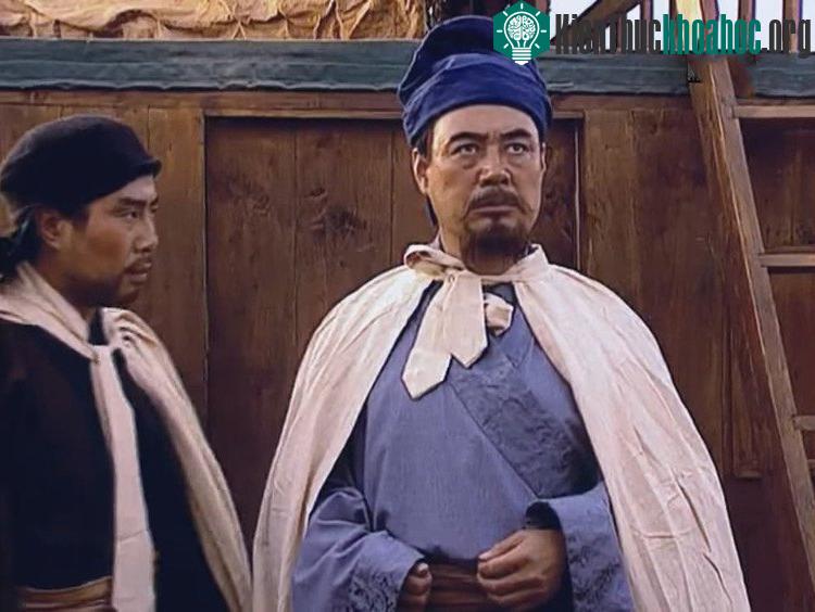 Quan Vũ đem quân đi đánh quân Nguỵ, cơ hội này rất khó có được, nên Lã Mông lập tức bày kế dành lấy Kinh Châu.