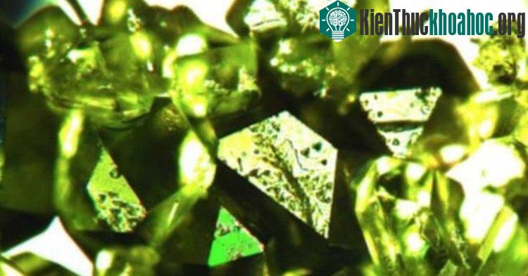 Mẫu vật được tìm thấy trong mỏ. (Ảnh: Igor Huskić, Friščić Research Group, McGill University/Sciencealert).
