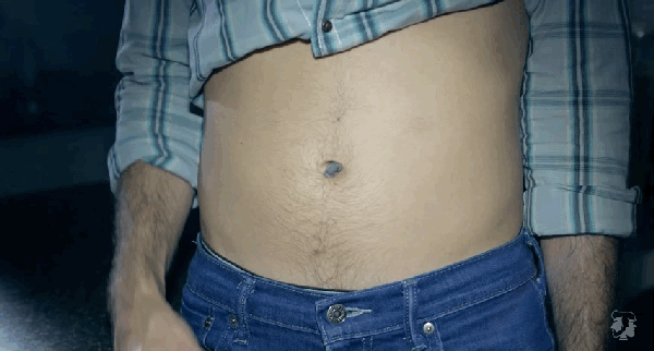 Các thành phần còn lại của ghét gồm có bụi, da chết, chất béo, protein, mồ hôi, và cả lông bụng.