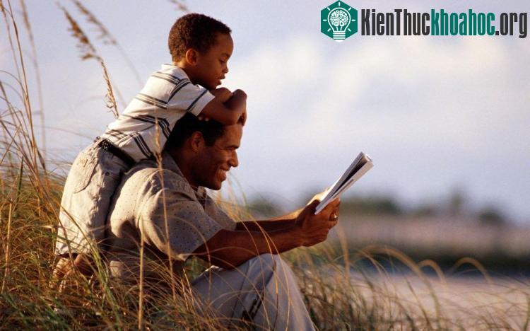 Không chỉ có IQ cao hơn, những đứa trẻ được ở bên bố nhiều còn tự tin hơn rất nhiều.