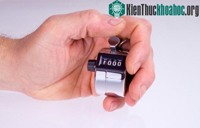 Mỗi lần bấm là một lần nhảy số đếm hành khách.
