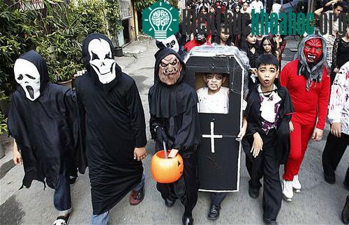 Hóa trang ma quái trong ngày lễ Halloween
