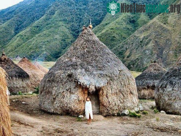 Bộ tộc này có niên đại khoảng từ 7 – 8 nghìn năm