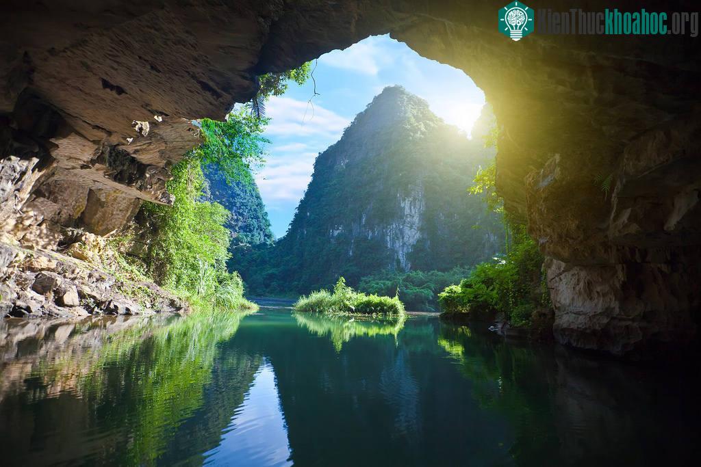 Tam Cốc – Bích Động