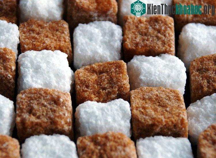 Thực chất, đường nâu là đường trắng hết mật.