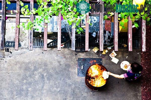 ễ cô hồn ở Singapore cũng rơi vào tháng 7 âm lịch