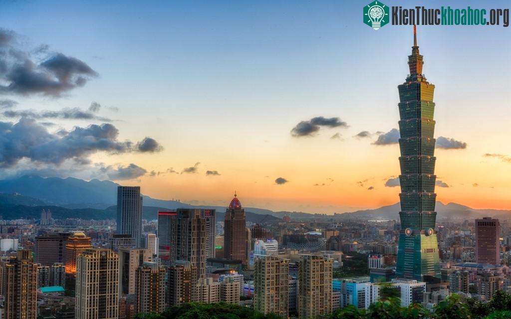 8. Tháp Taipei 101, Đài Loan, Trung Quốc (509 m): Tòa tháp này có thiết kế như một ngôi chùa siêu cao, với các tầng chồng lên nhau. Taipei 101 từng giữ vị trí công trình cao nhất thế giới năm 2004....