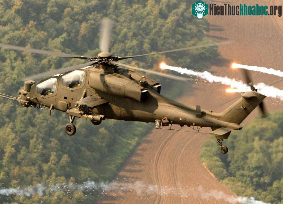 A129 Mangusta được sản xuất ở Tây Âu. Cánh quạt chịu được đạn 30mm. Nhiệm vụ chính là chống xe tăng, bằng tên lửa Hellfire và TOW.