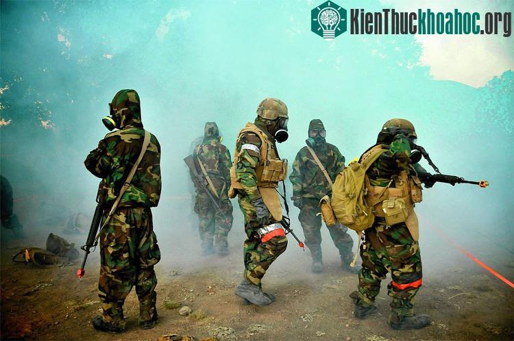 Chiến tranh sinh học sẽ mang các loại vi khuẩn gây bệnh lây lan cực nhanh cho đến khi con người kịp trở tay để đối phó.
