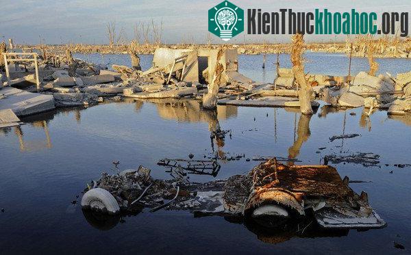 Khung cảnh tan hoang của ngôi làng Villa Epecuén