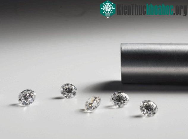 Cách tạo ra kim cương tinh khiết như kim cương tự nhiên trong 2 tuần