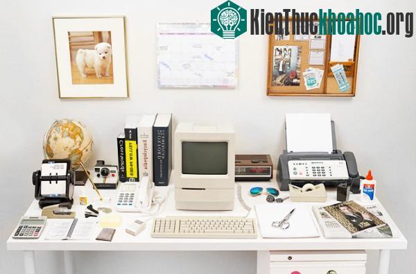 1 bức hình lột tả sự thay đổi của bàn làm việc 20 năm qua