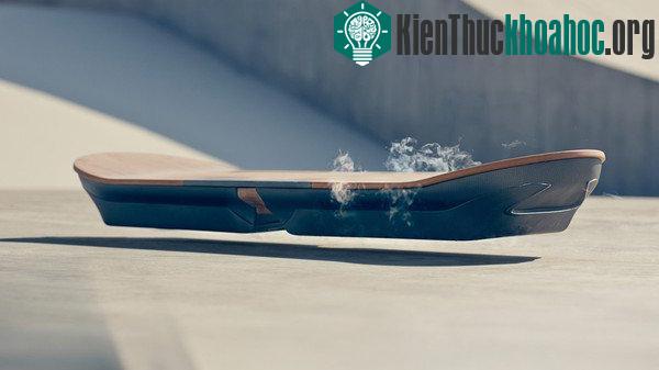 Chiếc ván bay Hoverboard trong phim nay đã thành hiện thực
