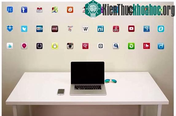 1 bức hình lột tả sự thay đổi của bàn làm việc 20 năm qua