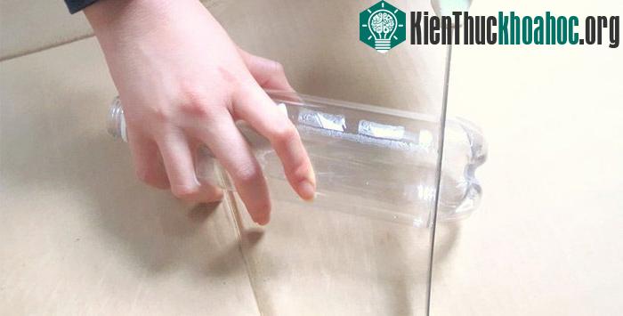 20 ý tưởng làm đèn chùm vô cùng hữu ích từ những vật dụng bỏ đi ảnh 42