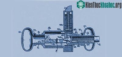 Chiếc khóa mở được cả đèn điện.