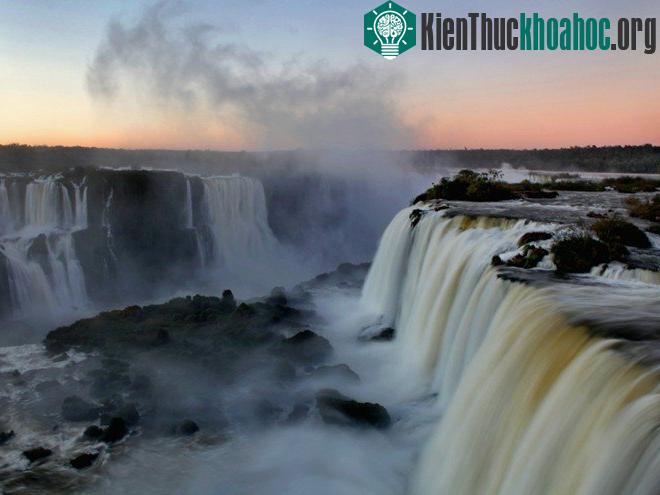 Lonely Planet bình chọn 10 kỳ quan đẹp nhất hành tinh