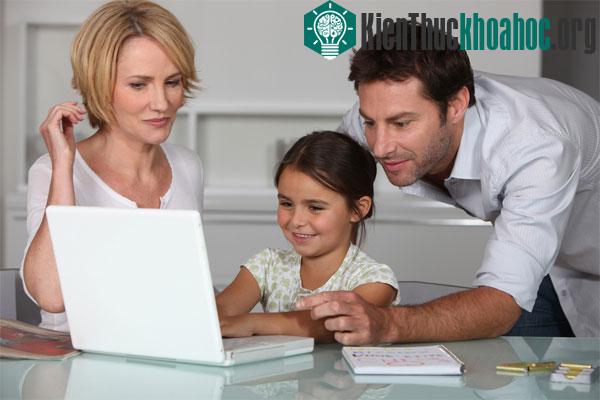 Càng có trình độ học vấn cao, người phụ nữ càng sẵn sàng li hôn.