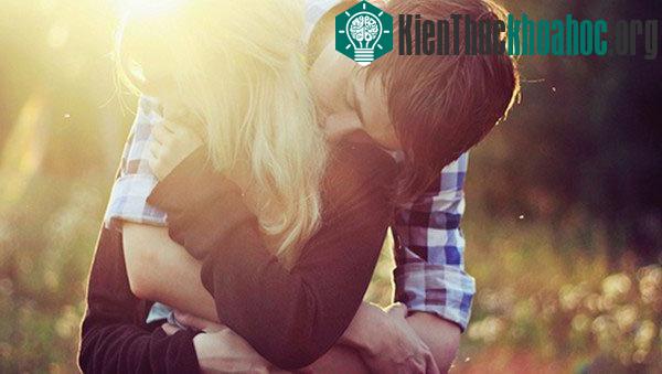 Nghiên cứu tâm lý cho thấy sức mạnh "kinh ngạc" của tình yêu thương