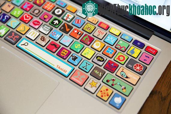 Đoán cảm xúc qua cách gõ bàn phím