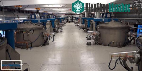 Màn hình sapphire “siêu bền” được làm ra như thế nào? ảnh 1