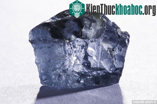 Phát hiện viên kim cương xanh "siêu khủng"
