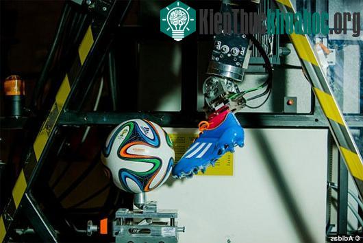 Trái bóng World Cup 2014 có gì đặc biệt?