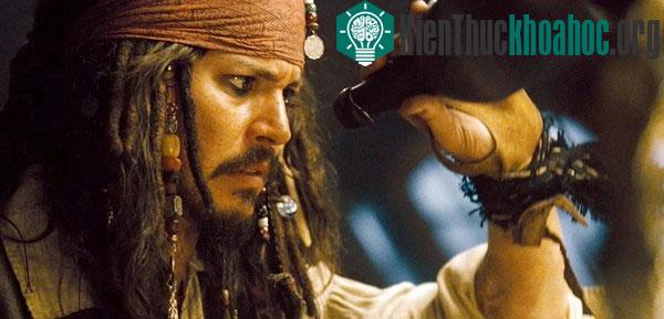 Thay vì tích trữ của cải, cướp biển thường tiêu xài hoang phí chúng tại các quán rượu và chơi cờ bạc.